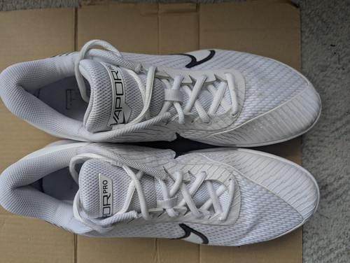 Nike men tennis shoes - 1.,